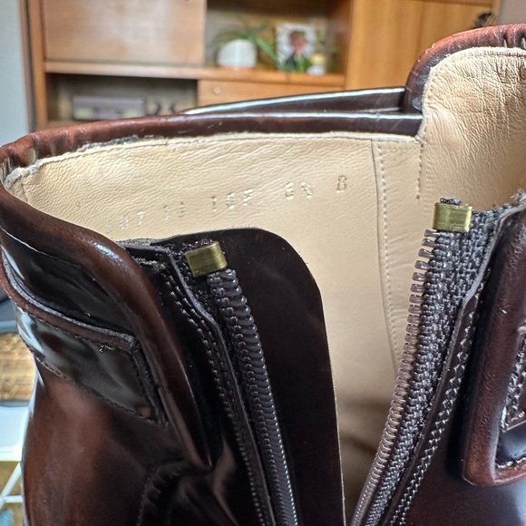 Salvatore Ferragamo size 8.5.  Rich Burgundy high heel boots - Picture 6 of 6